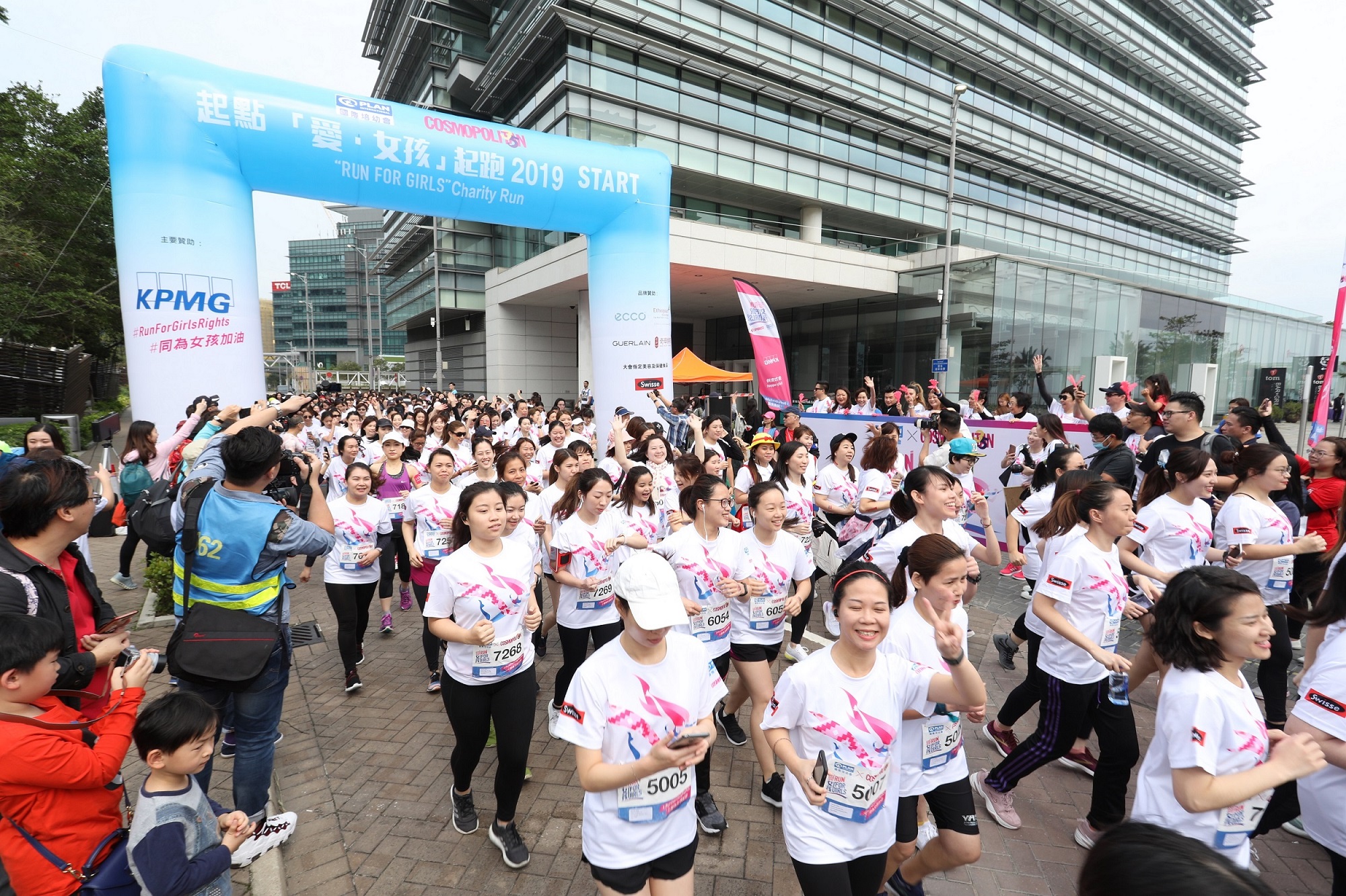1,500 Females Support Run for Girls Plan International Hong Kong